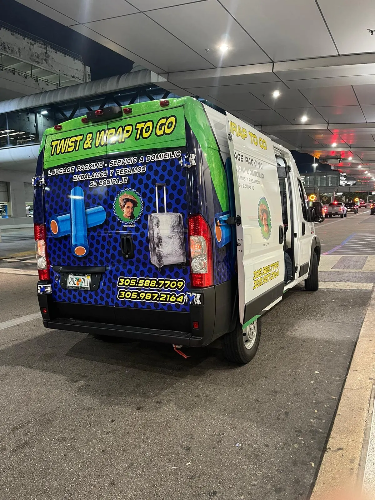 Twist & Wrap To Go van at the airport