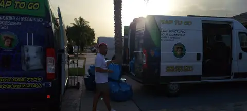Luggage protection and wrapping service — 2